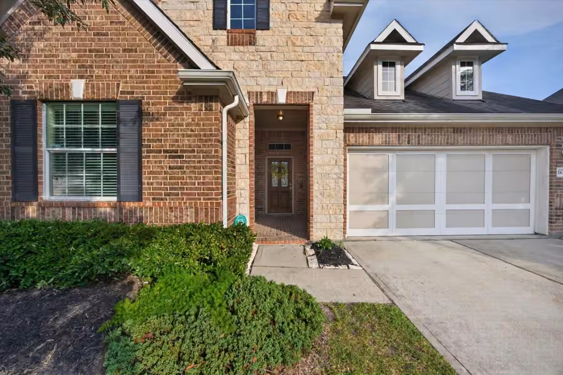 Photo 5 of 26303 Landover Hills Lane, Katy, TX