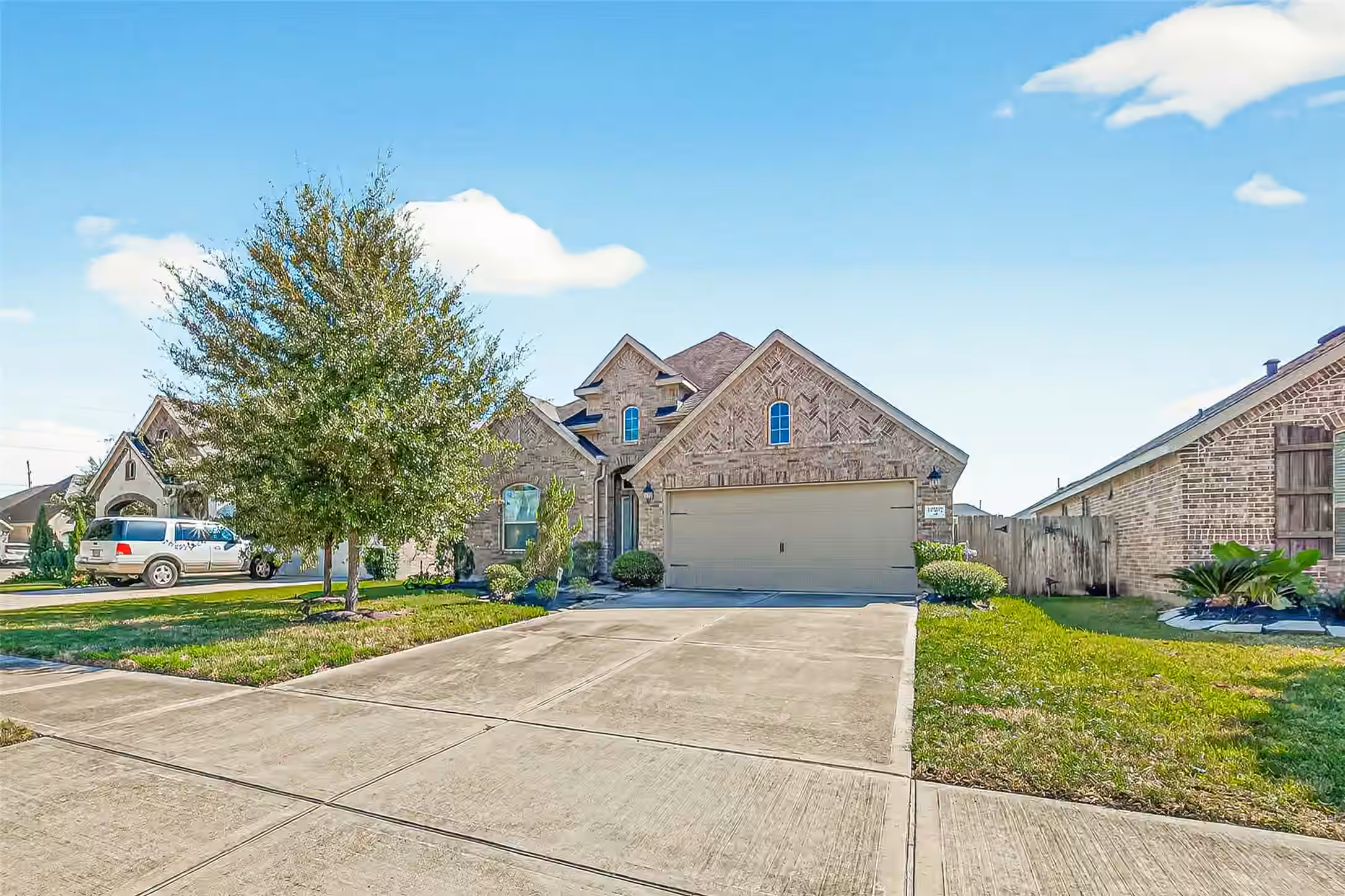 Photo 3 of 19707 Lakeside Pointe Court, Richmond, TX