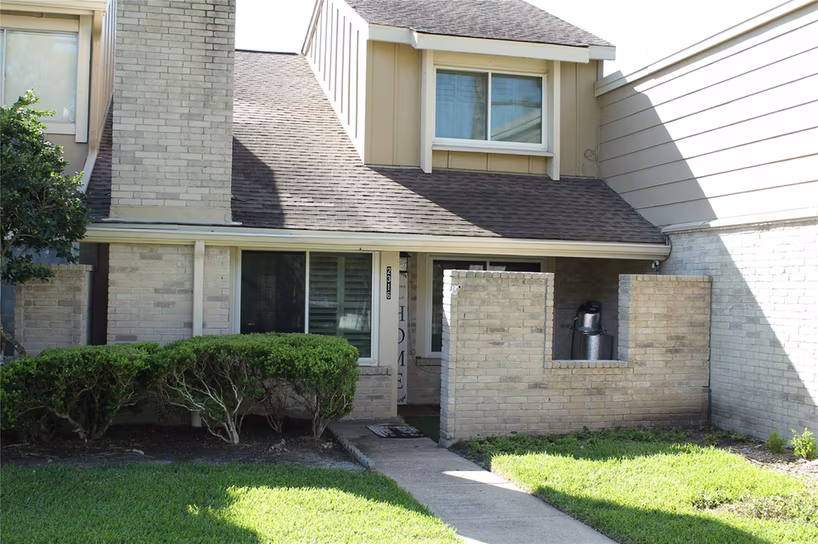 Photo of 2316 Woodland Park Drive 15, Houston, TX