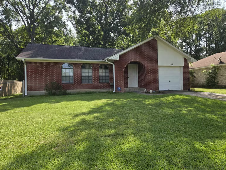 Photo of 105 Laurie Lane, Willis, TX