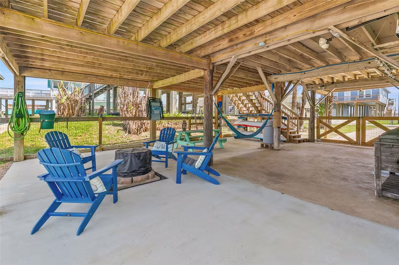 Photo 5 of 321 Pompano Lane, Surfside Beach, TX