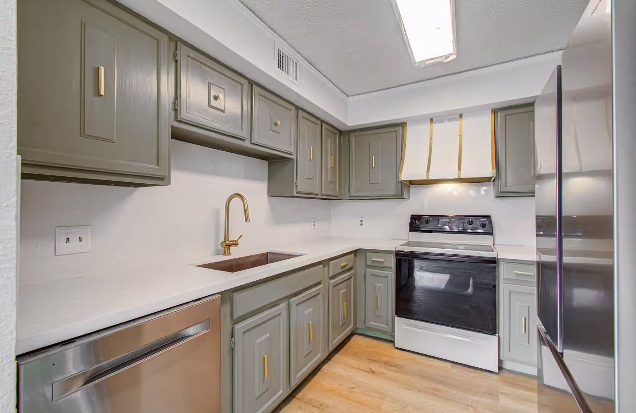 Photo 7 of 11002 Hammerly Boulevard 169, Houston, TX