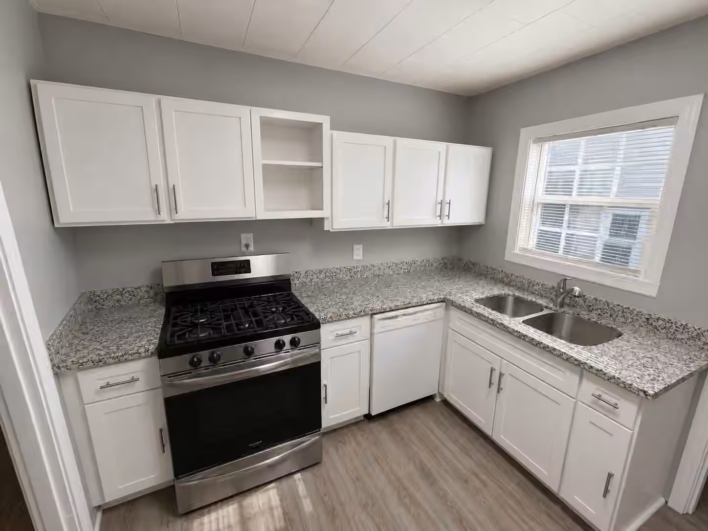 Photo 6 of 6018 Beldart Street, Houston, TX