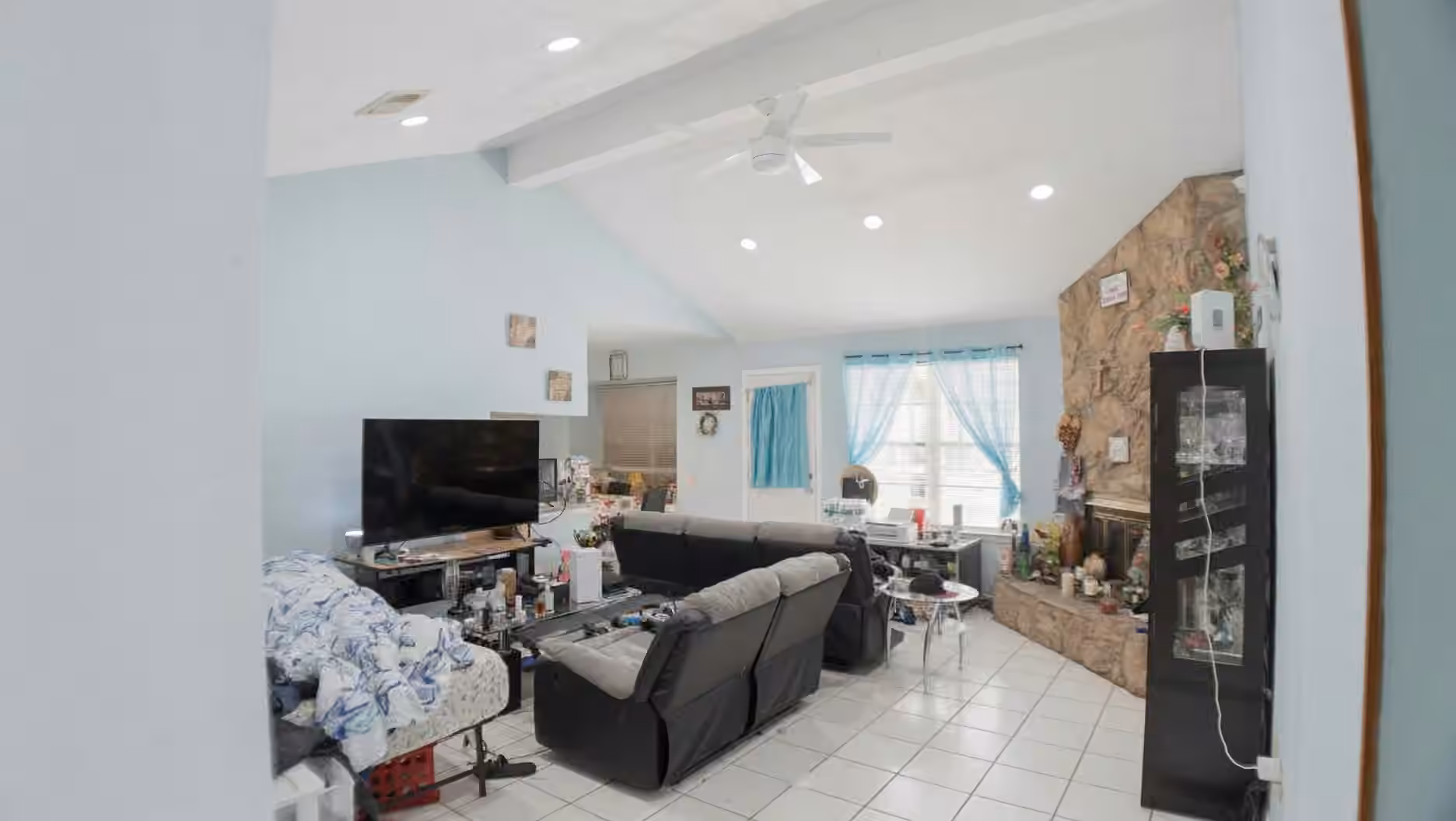 Photo 3 of 10315 Hollow Canyon Court, Sugar Land, TX