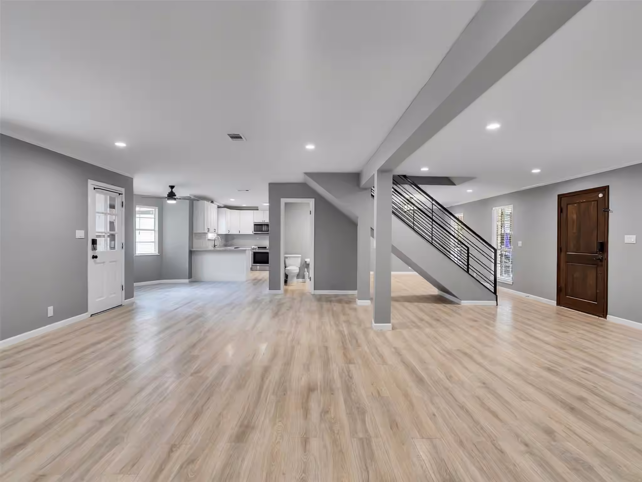 Photo 6 of 553 Cane River Lane, Conroe, TX