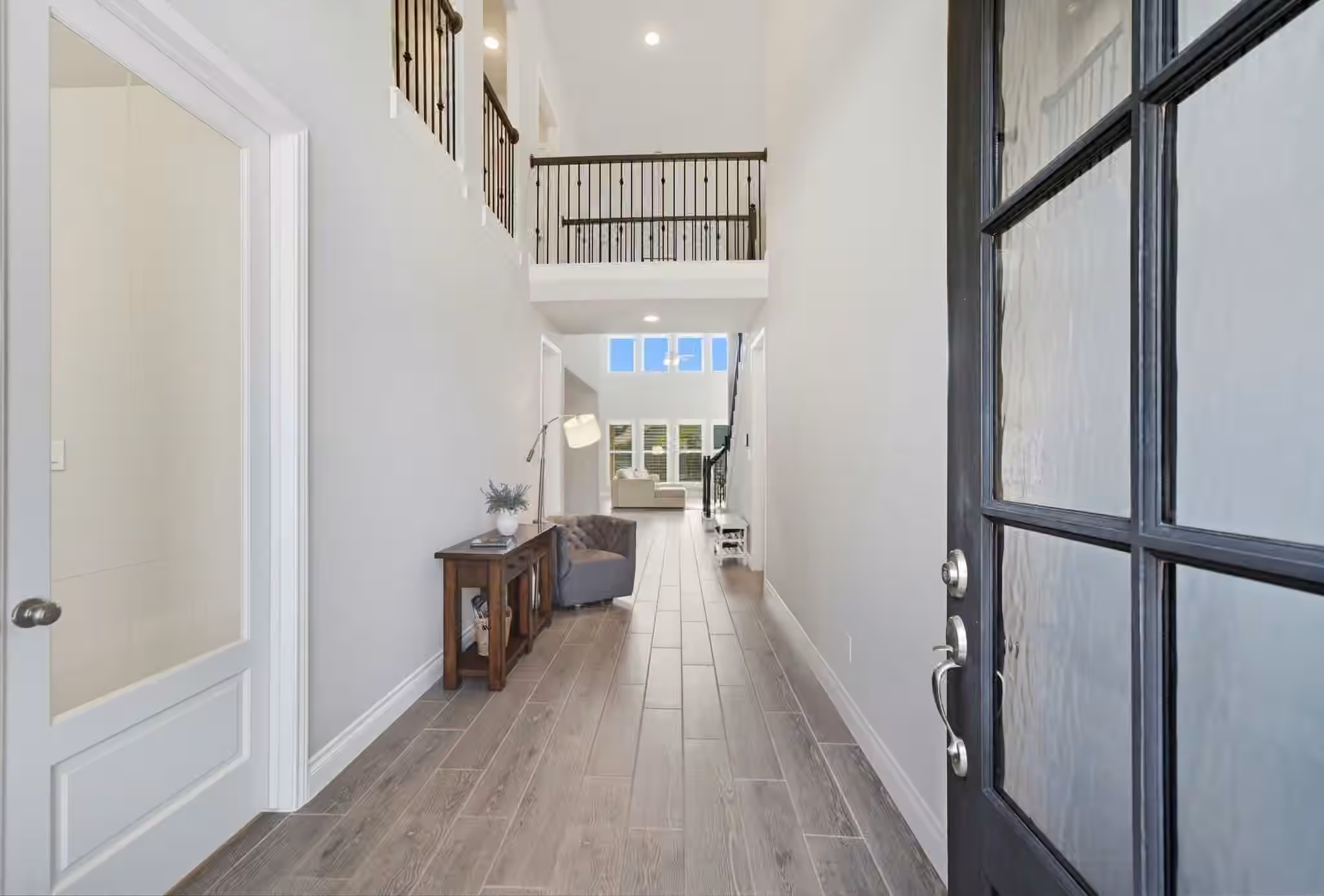 Photo 5 of 6923 Red Oak Drive, Katy, TX