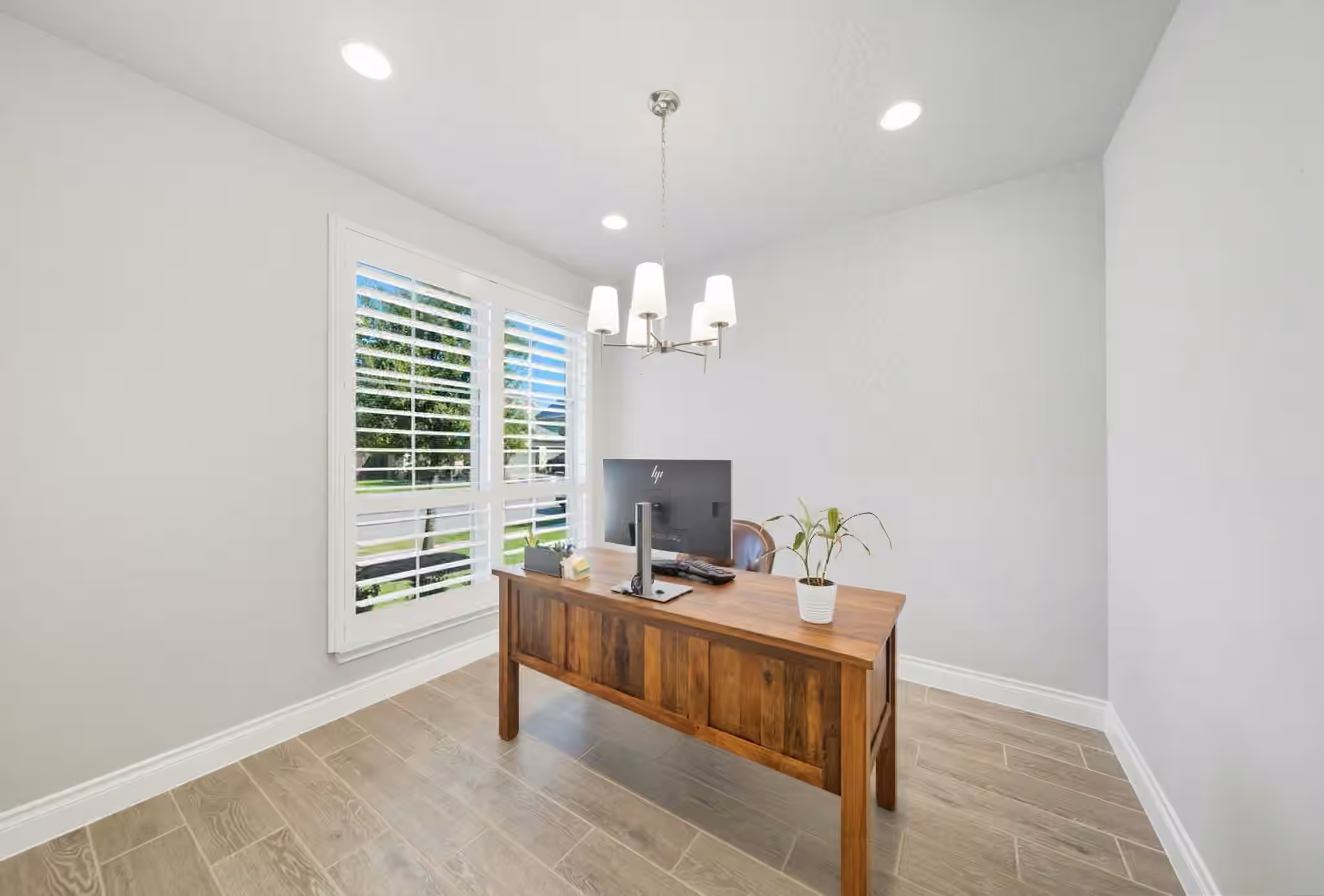 Photo 6 of 6923 Red Oak Drive, Katy, TX