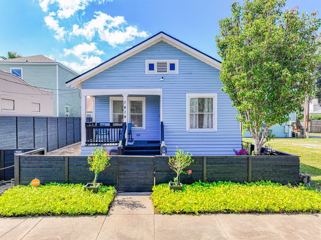 Photo of 1419 39th Street, Galveston, TX 77550