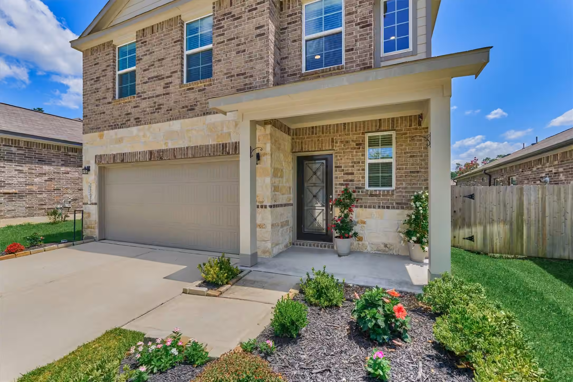 Photo 2 of 8039 Peppercorn Street, Magnolia, TX