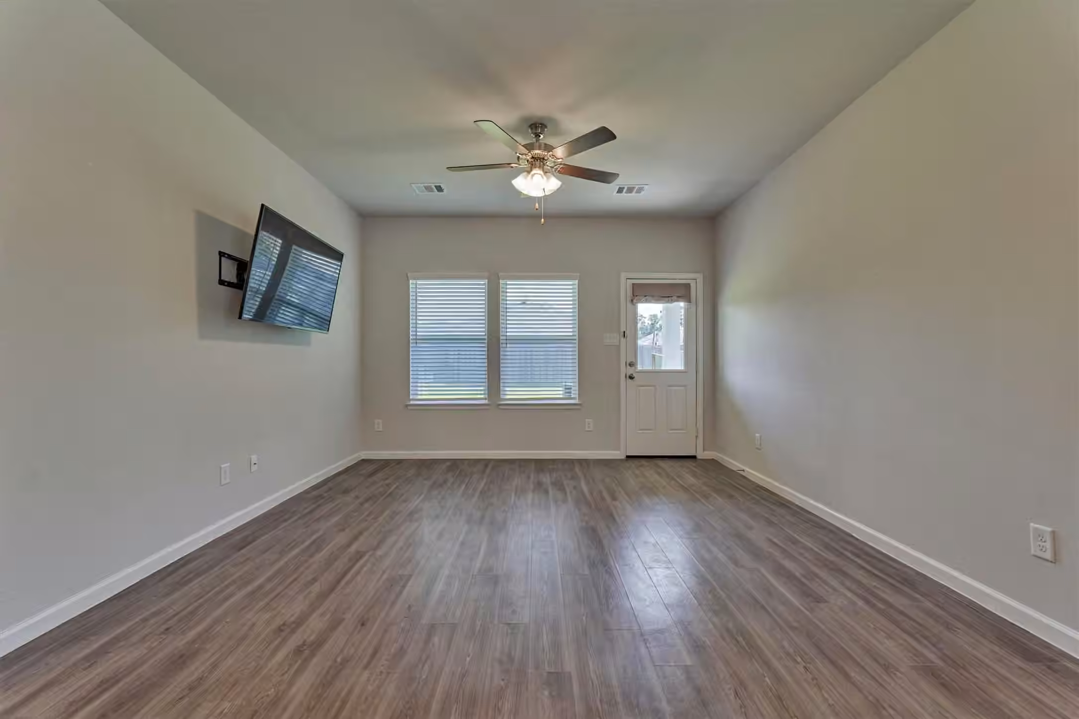 Photo 5 of 8039 Peppercorn Street, Magnolia, TX