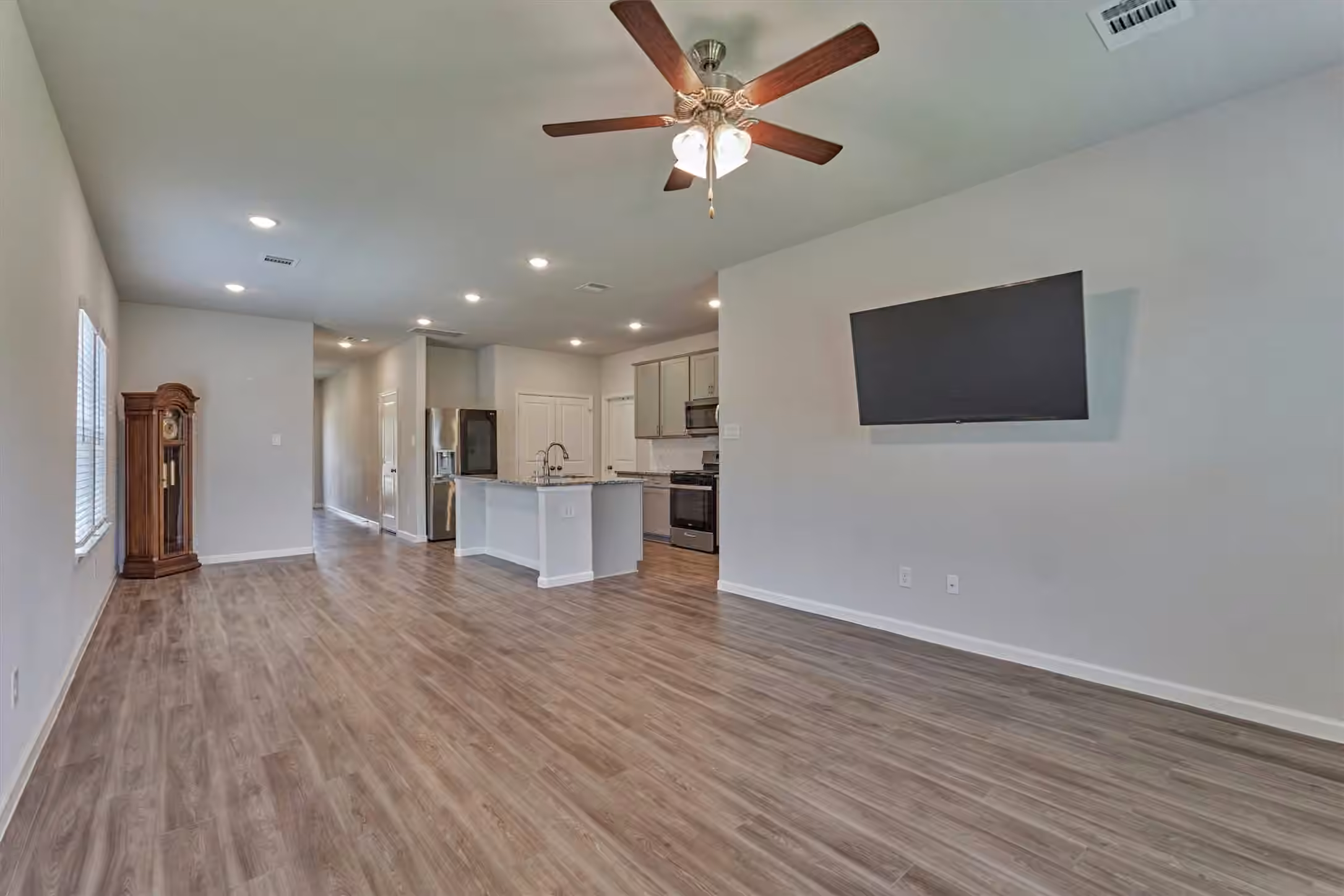 Photo 7 of 8039 Peppercorn Street, Magnolia, TX
