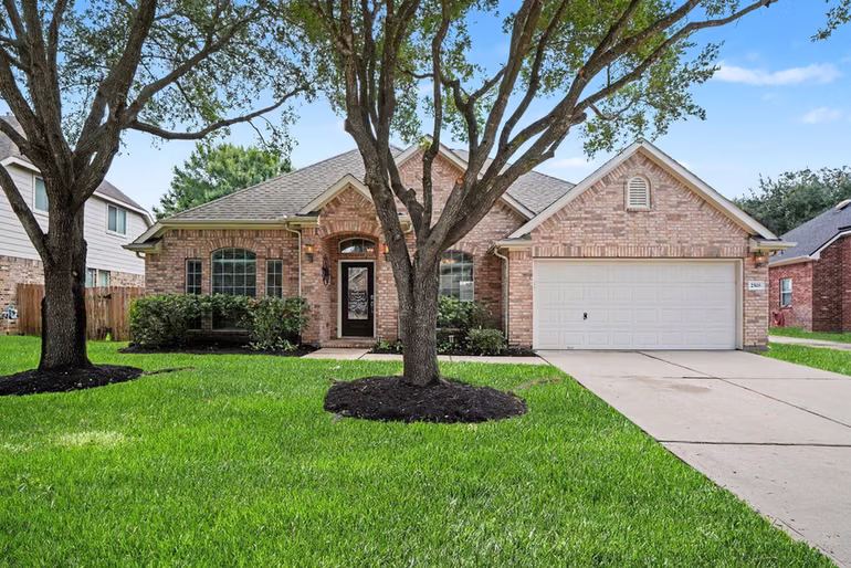 Photo of 2503 Falcon Knoll Lane, Katy, TX