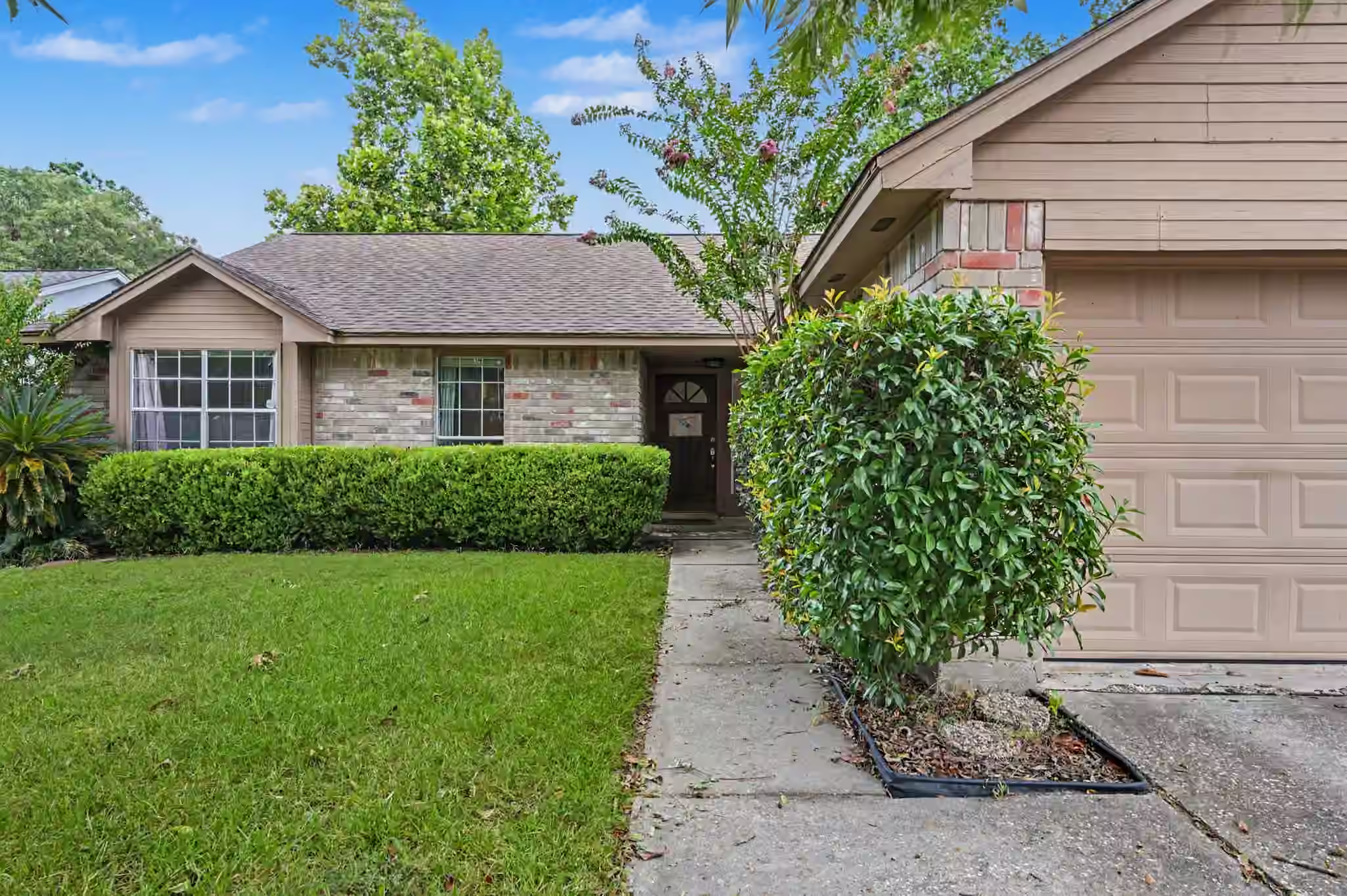 Photo 2 of 5226 Clarkston Lane, Spring, TX