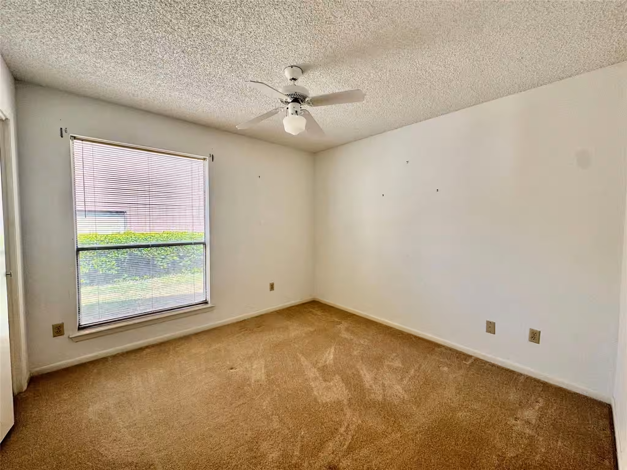 Photo 6 of 68 Westwood Village Drive TH68, Trinity, TX