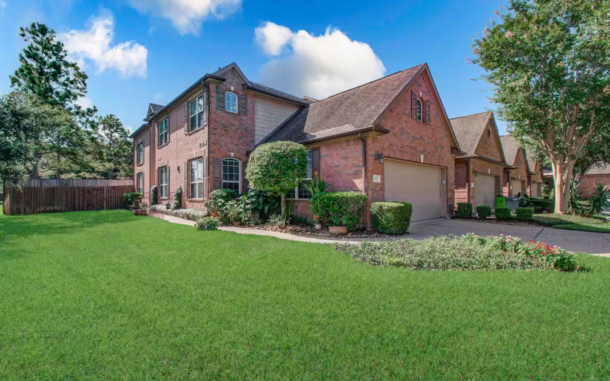 Photo of 1103 Glenwood Canyon Lane, Houston, TX