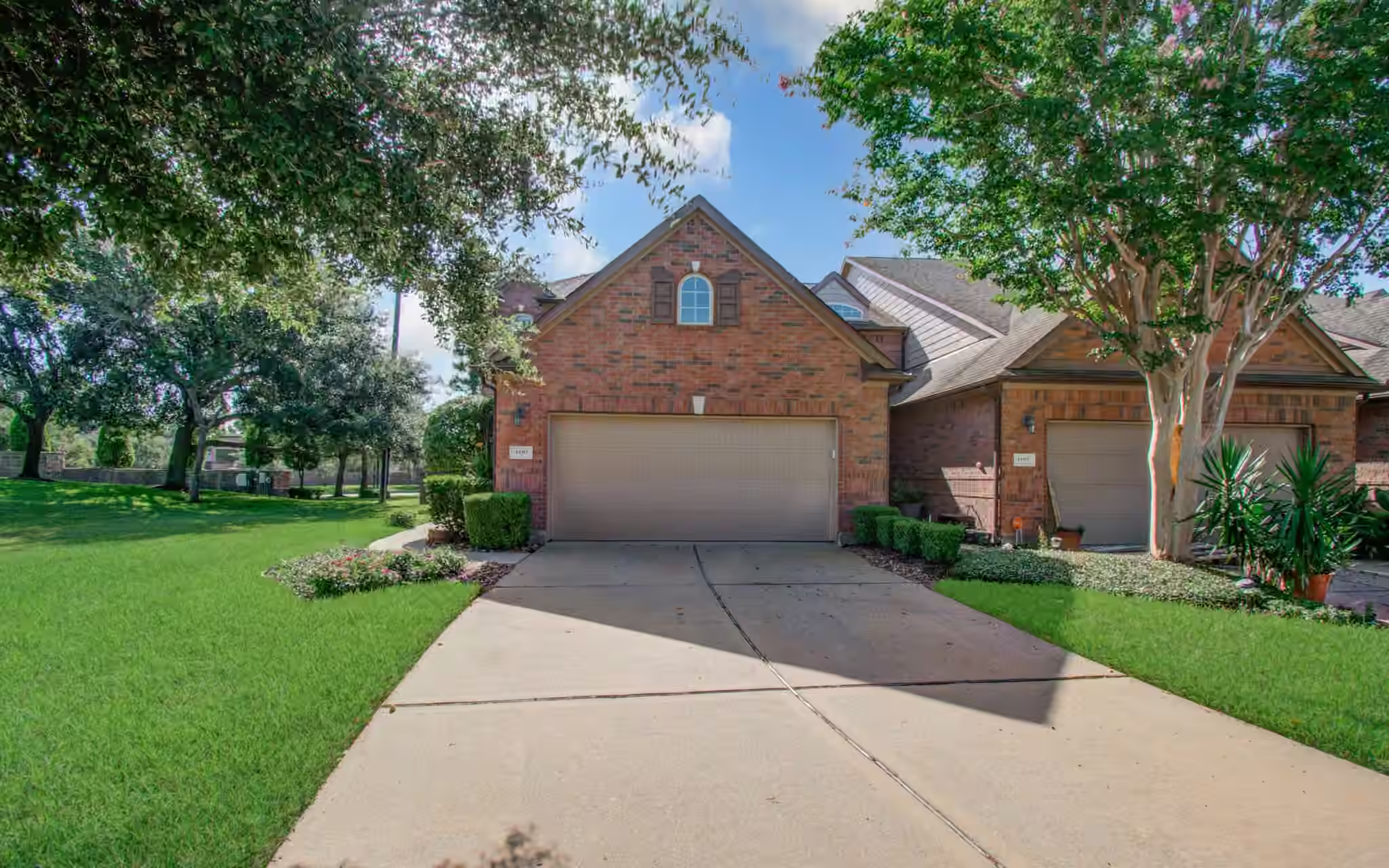 Photo 5 of 1103 Glenwood Canyon Lane, Houston, TX