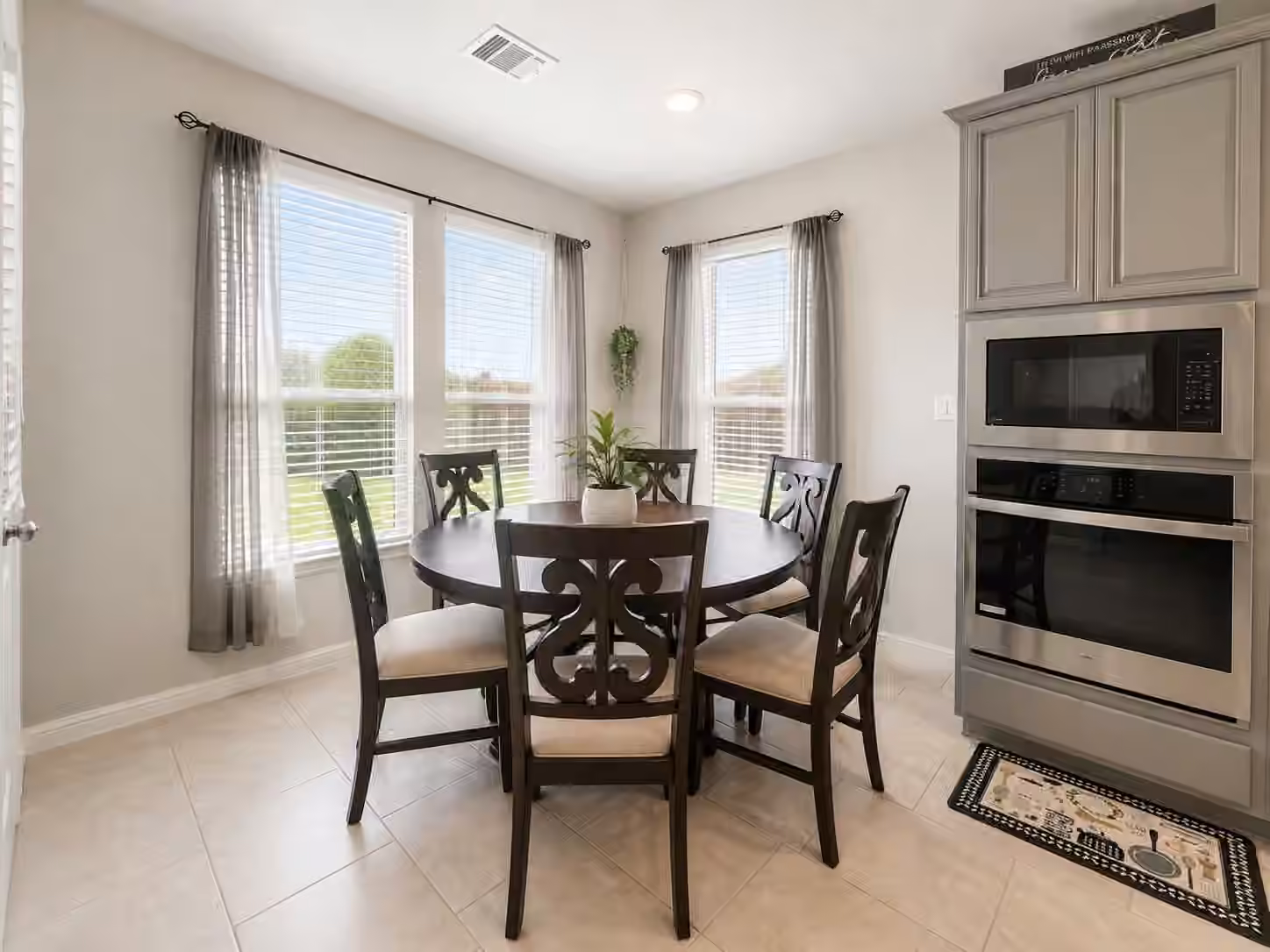 Photo 5 of 18415 Aspen Downs Lane, Richmond, TX