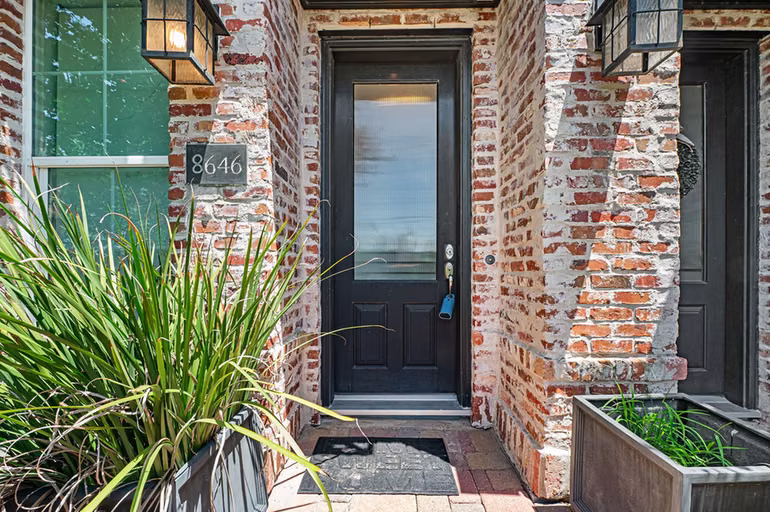 Photo 6 of 8646 Emnora Lane, Houston, TX