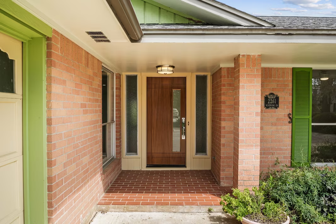 Photo 6 of 2261 Riverside Drive, West Columbia, TX