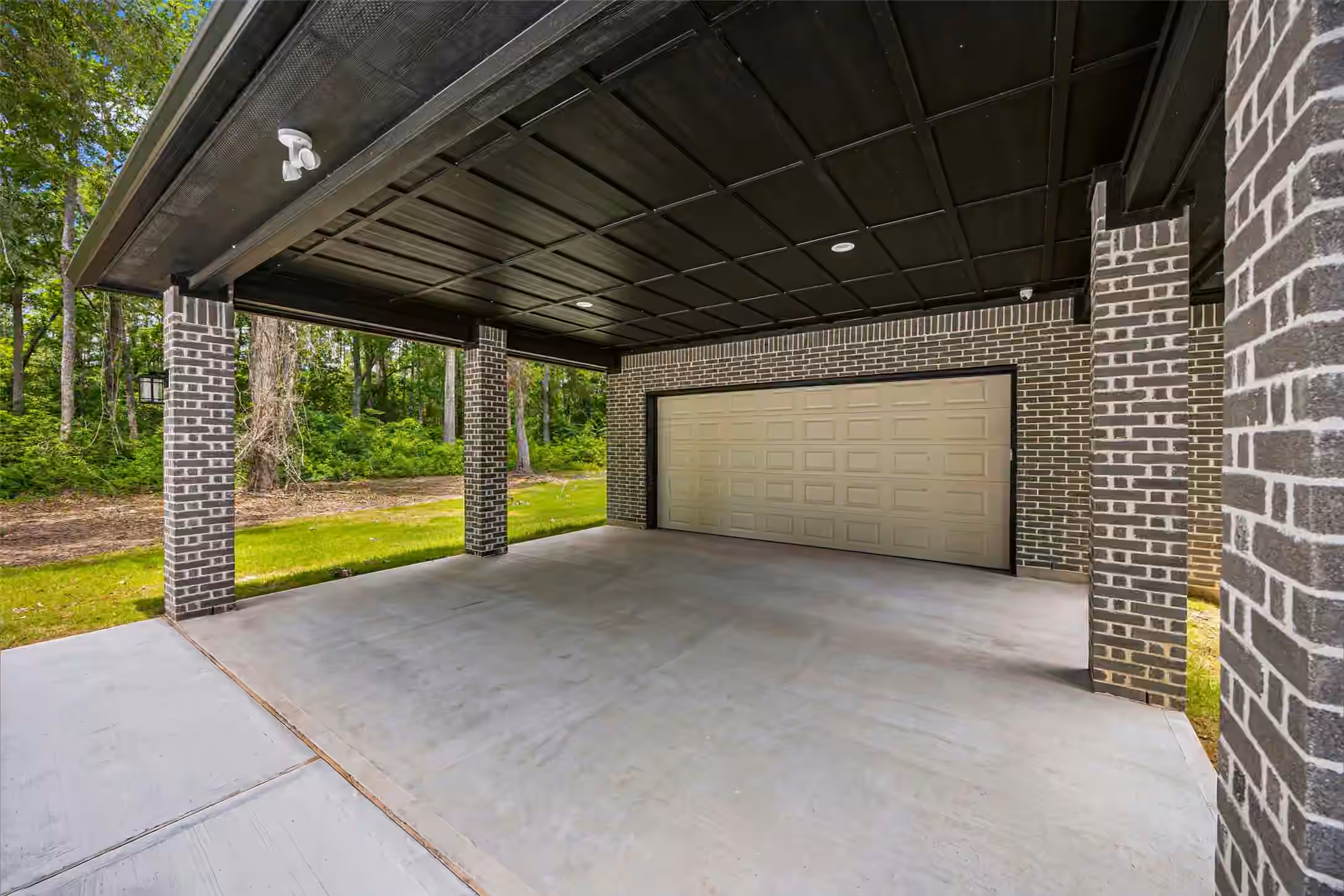 Photo 6 of 172 County Road 3669 N, Splendora, TX