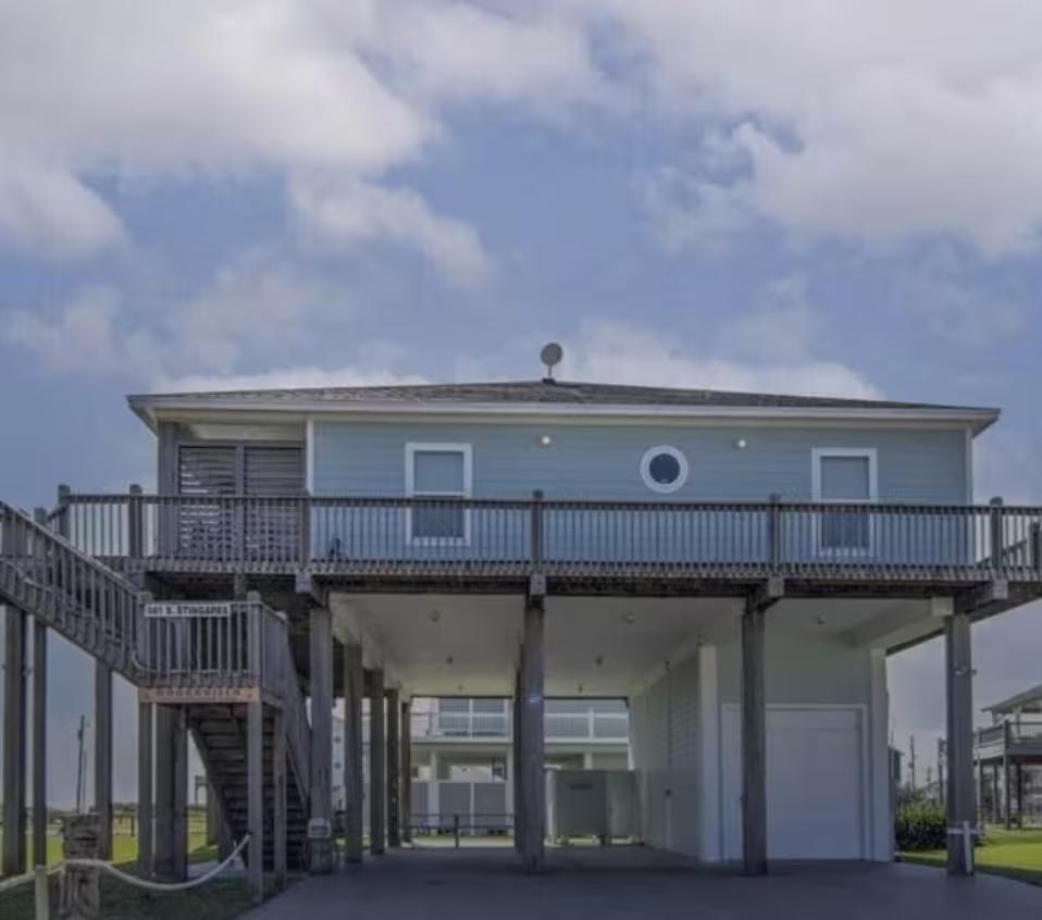 Photo of 981 South Stingaree Drive, Crystal Beach, TX