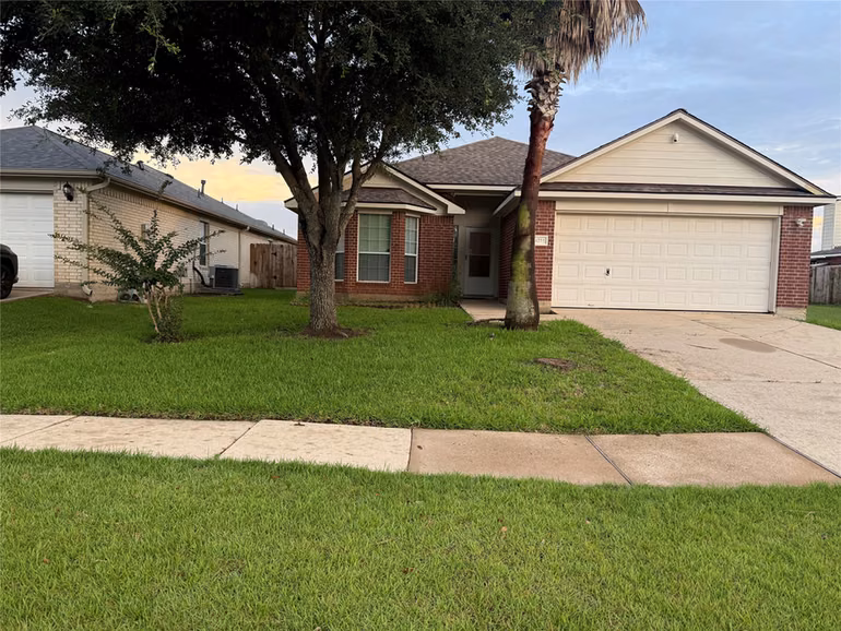 Photo of 16211 Whitesage Court, Houston, TX 77082
