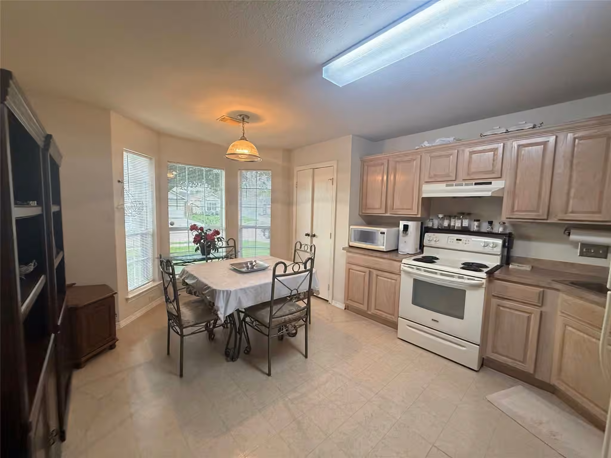 Photo 3 of 16211 Whitesage Court, Houston, TX