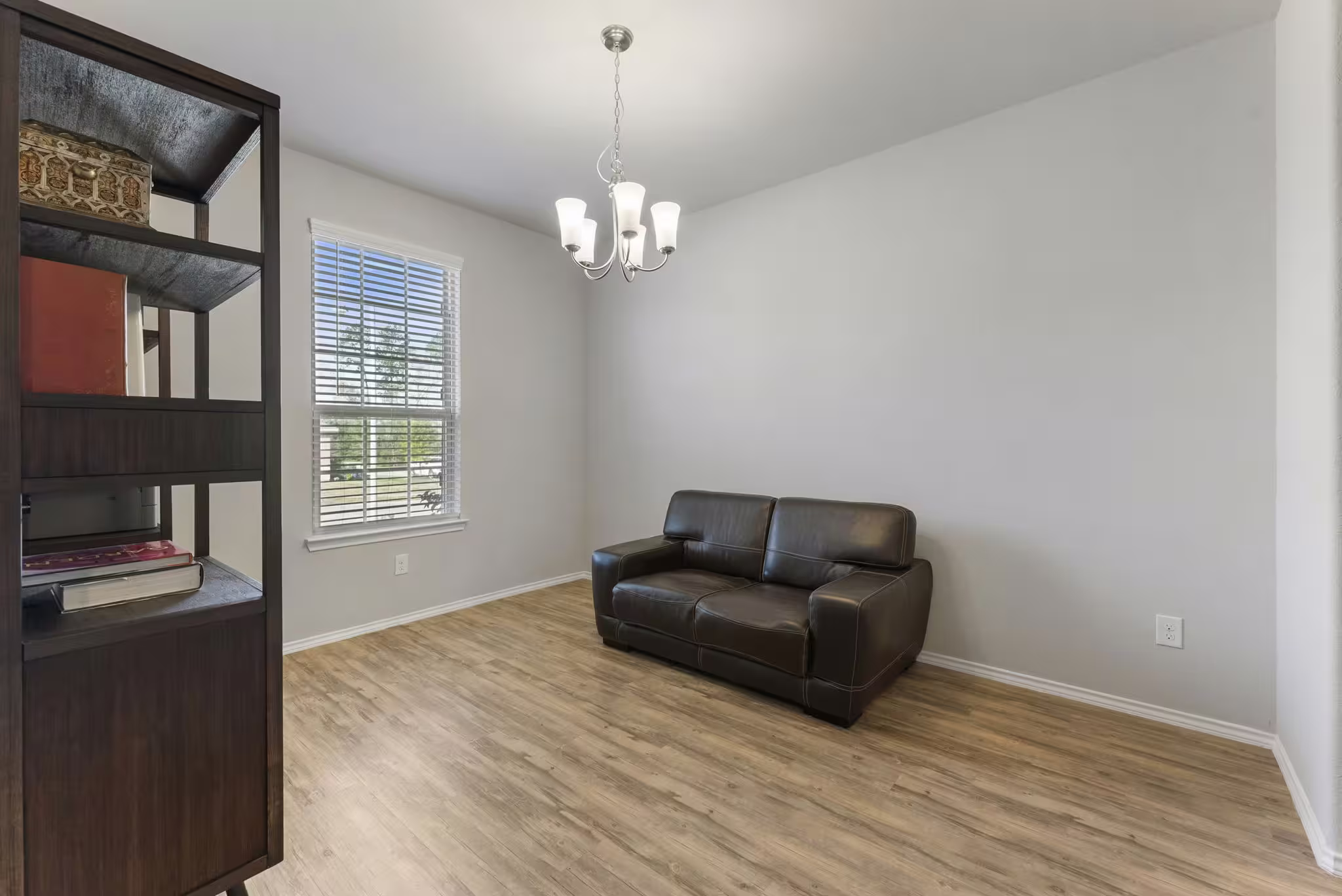 Photo 6 of 14096 Silver Falls Court, Conroe, TX