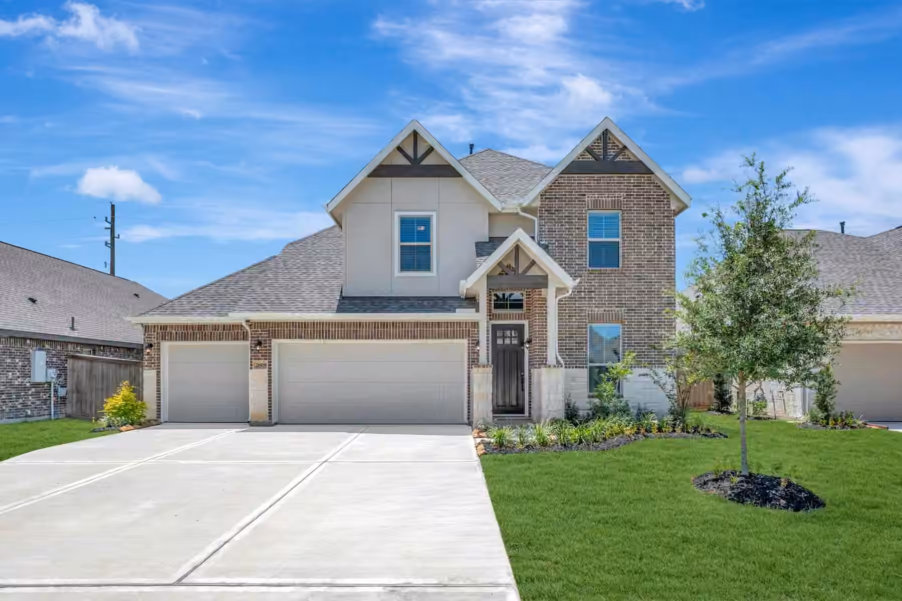 Photo 2 of 21919 Pecan Buff Drive, Waller, TX