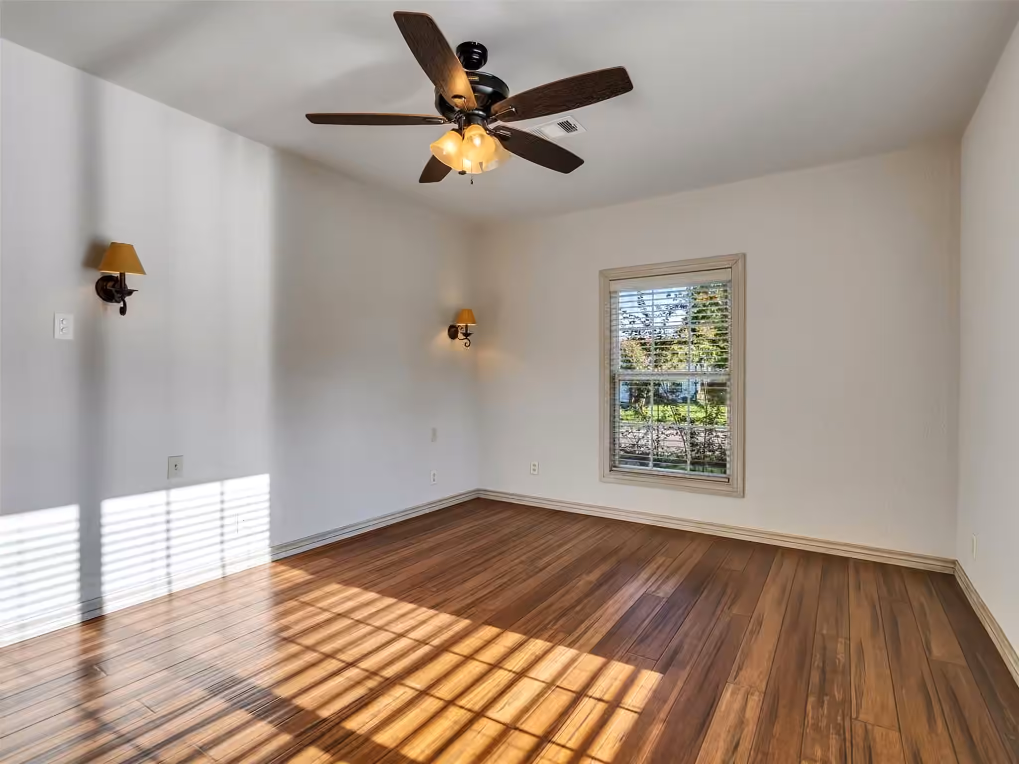 Photo 7 of 1212 Layton Street, Baytown, TX