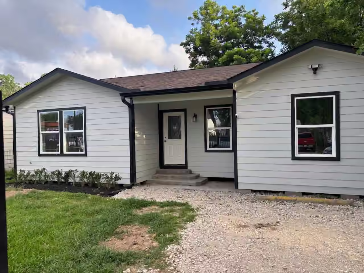 Photo 2 of 216 Burress Street, Houston, TX