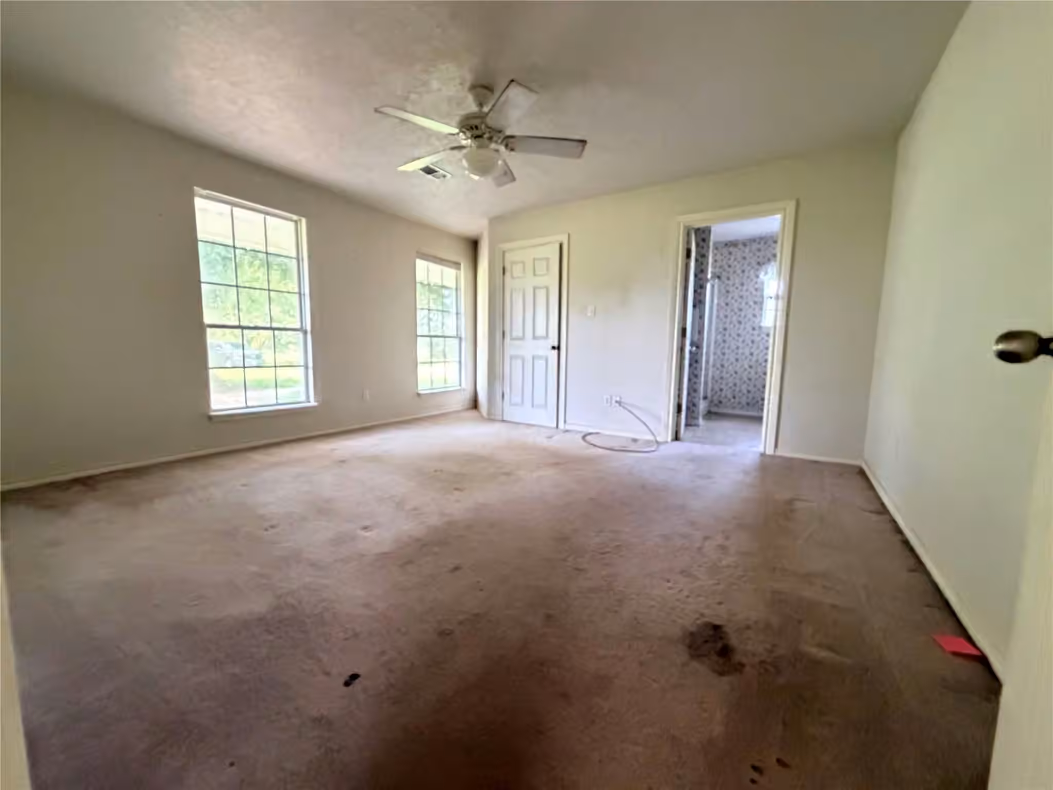 Photo 3 of 1210 County Road 2099, Liberty, TX