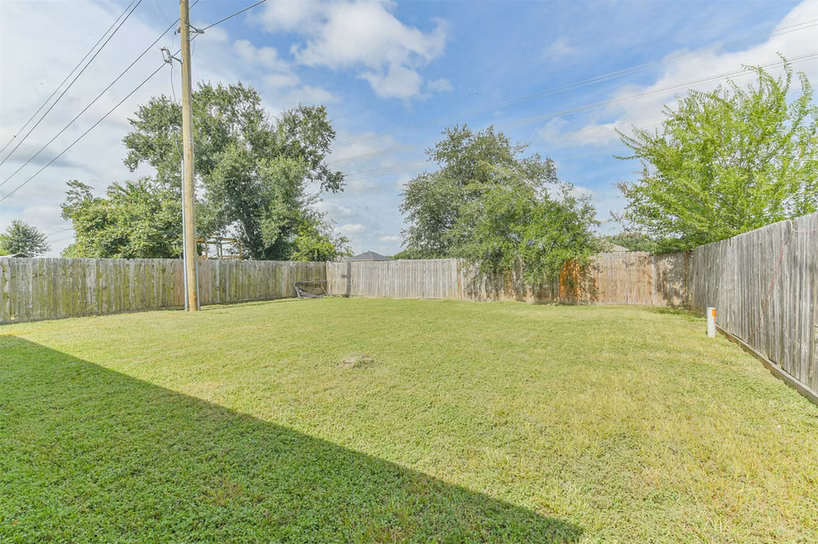 Photo 5 of 7315 Livery Lane, Cypress, TX