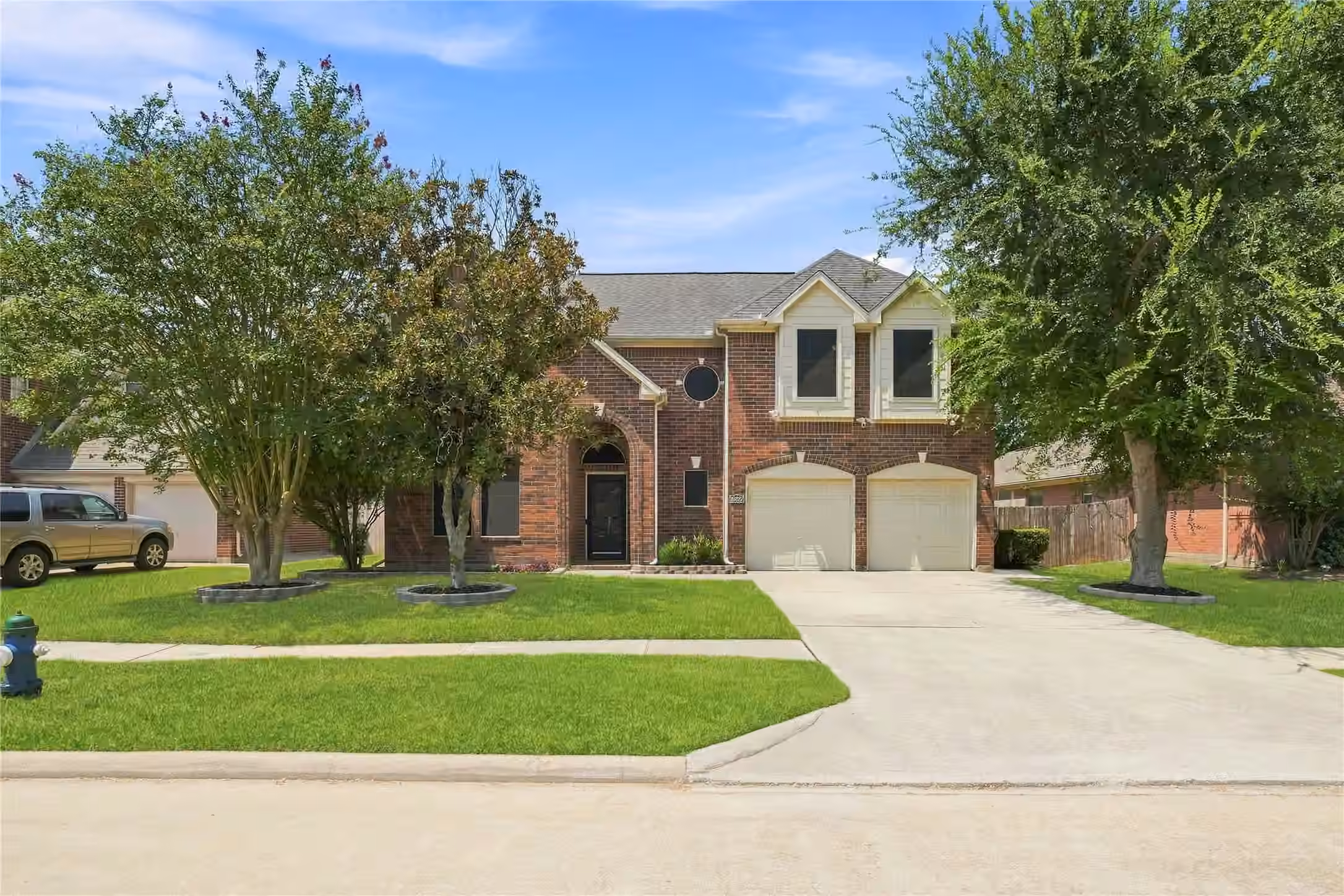 Photo of 10827 Oak Acres Drive, Houston, TX