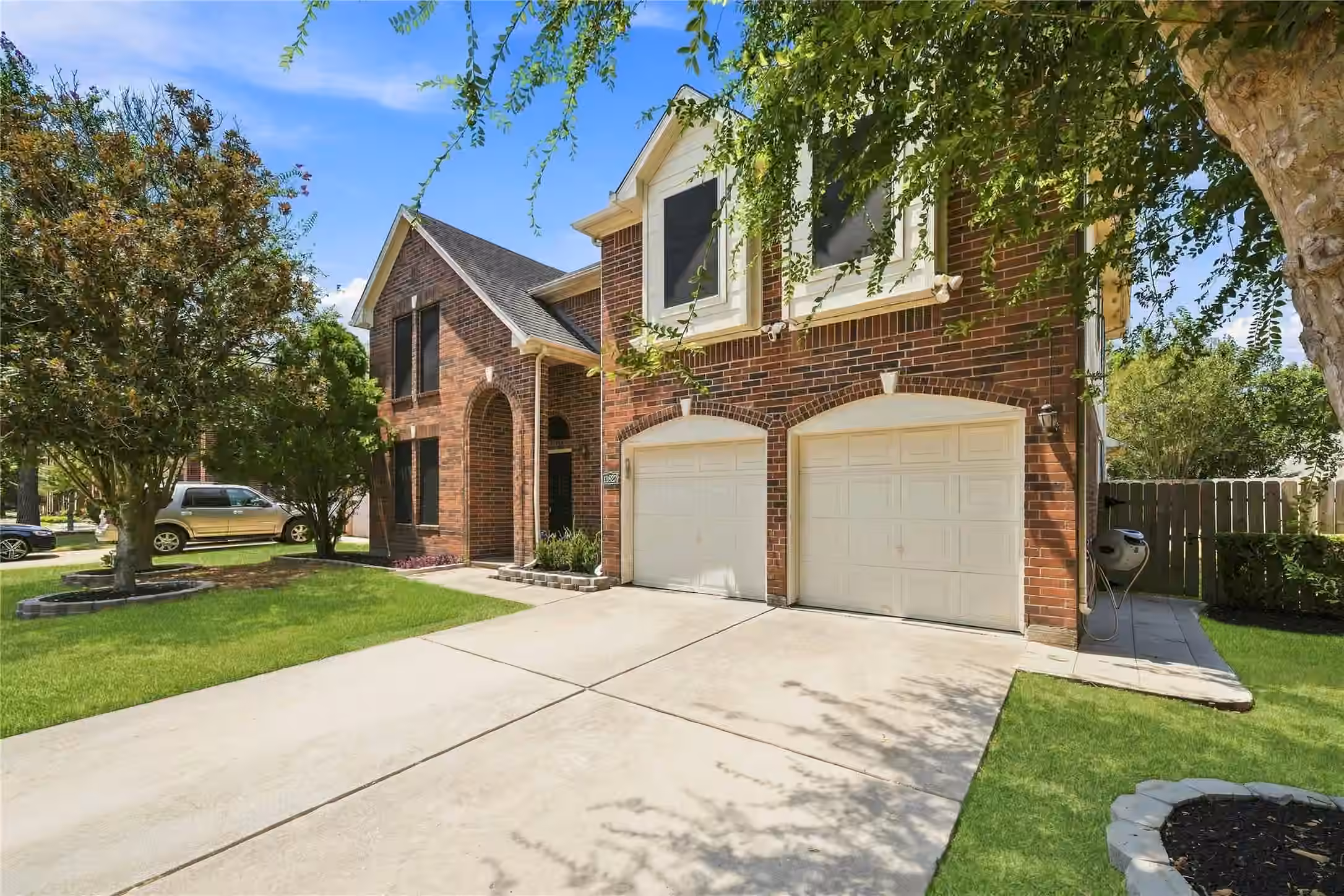 Photo 3 of 10827 Oak Acres Drive, Houston, TX
