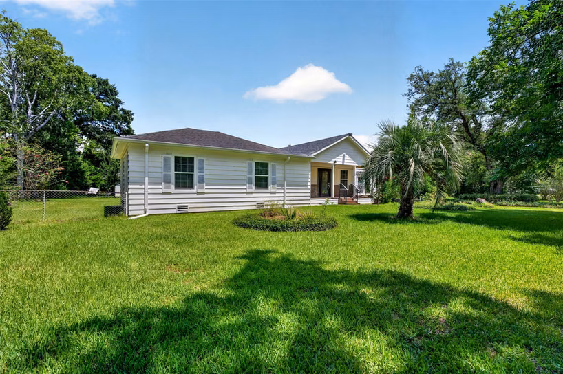 Photo 2 of 7351 Brace Street, Houston, TX