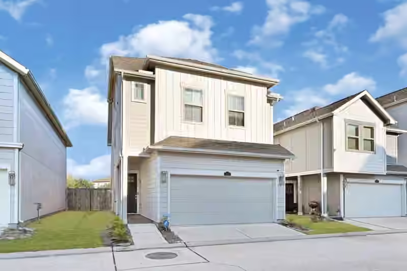 Photo 5 of 1913 Kirby Landing Drive, Houston, TX