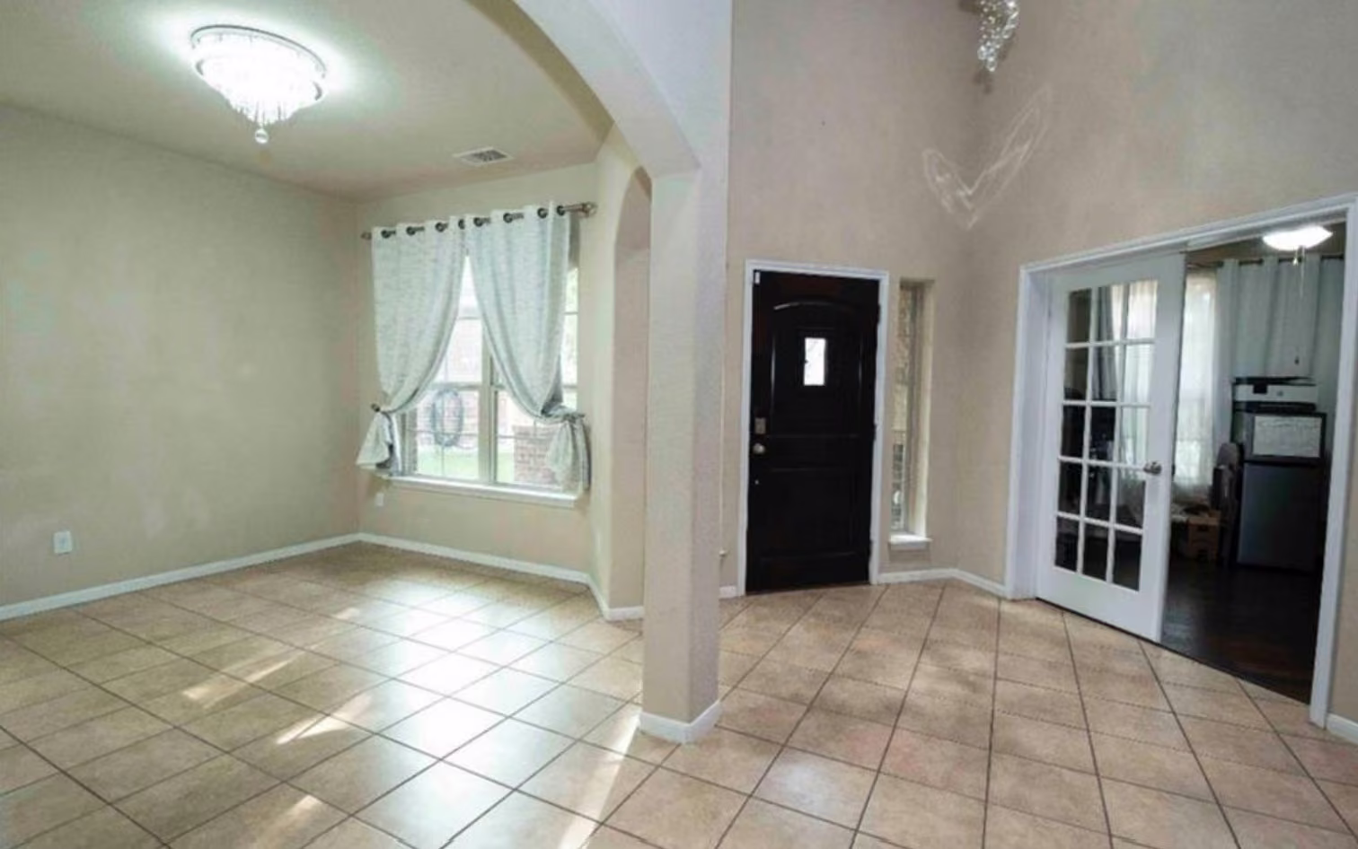 Photo 5 of 3 Logan Creek Lane, Conroe, TX