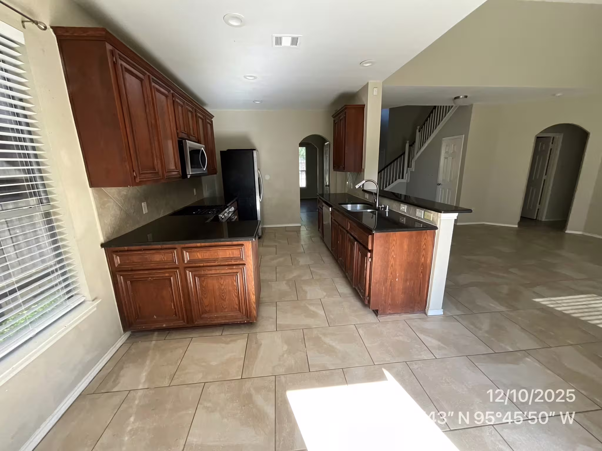 Photo 2 of 5506 Cunningham Lane, Rosenberg, TX