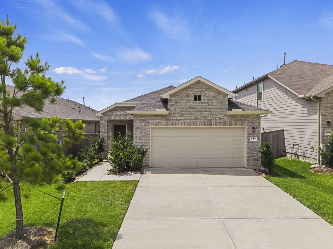 Photo of 334 Maple Bark Trail, Conroe, TX 77378