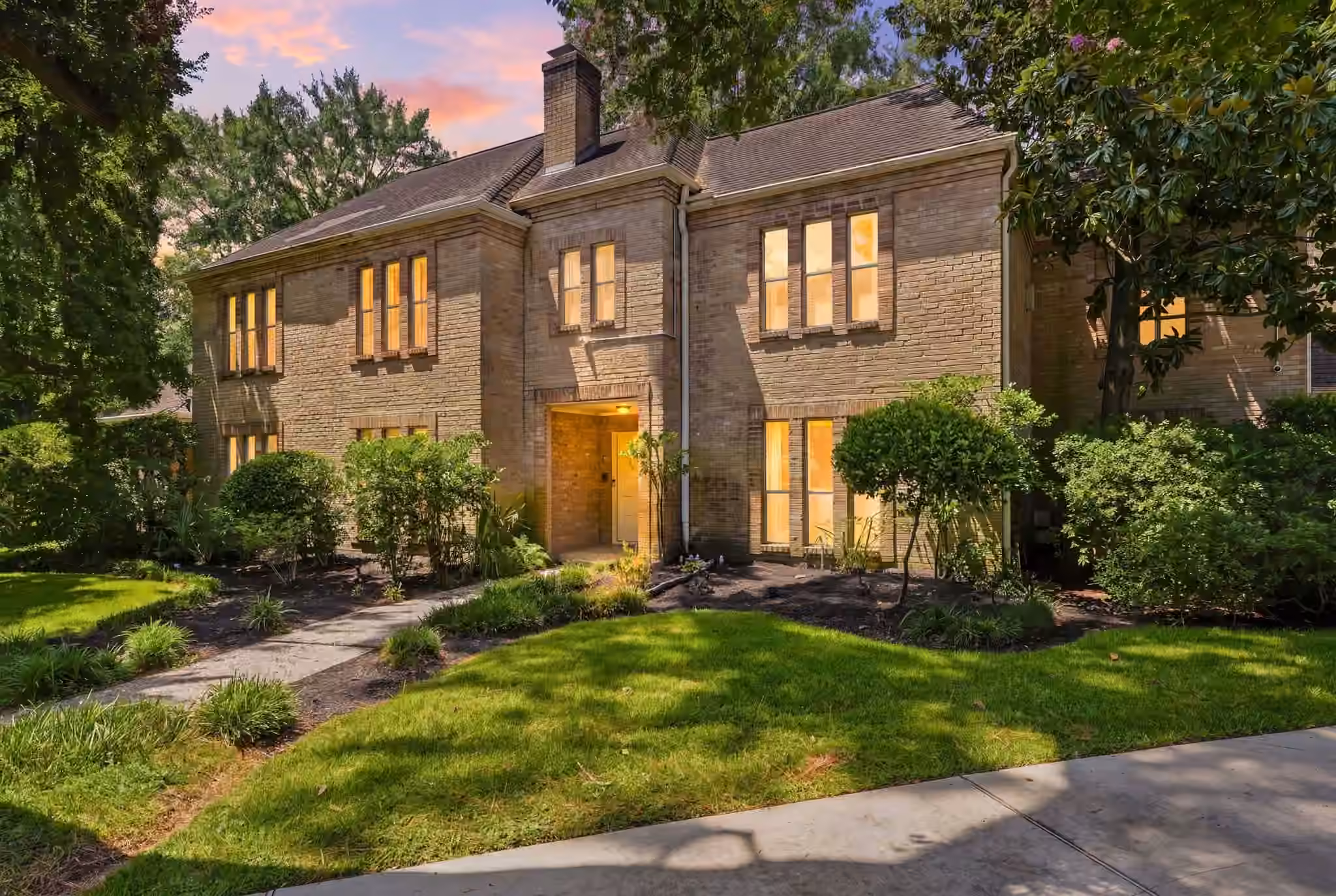 Photo of 5610 Fountainbridge Lane, Houston, TX 77069