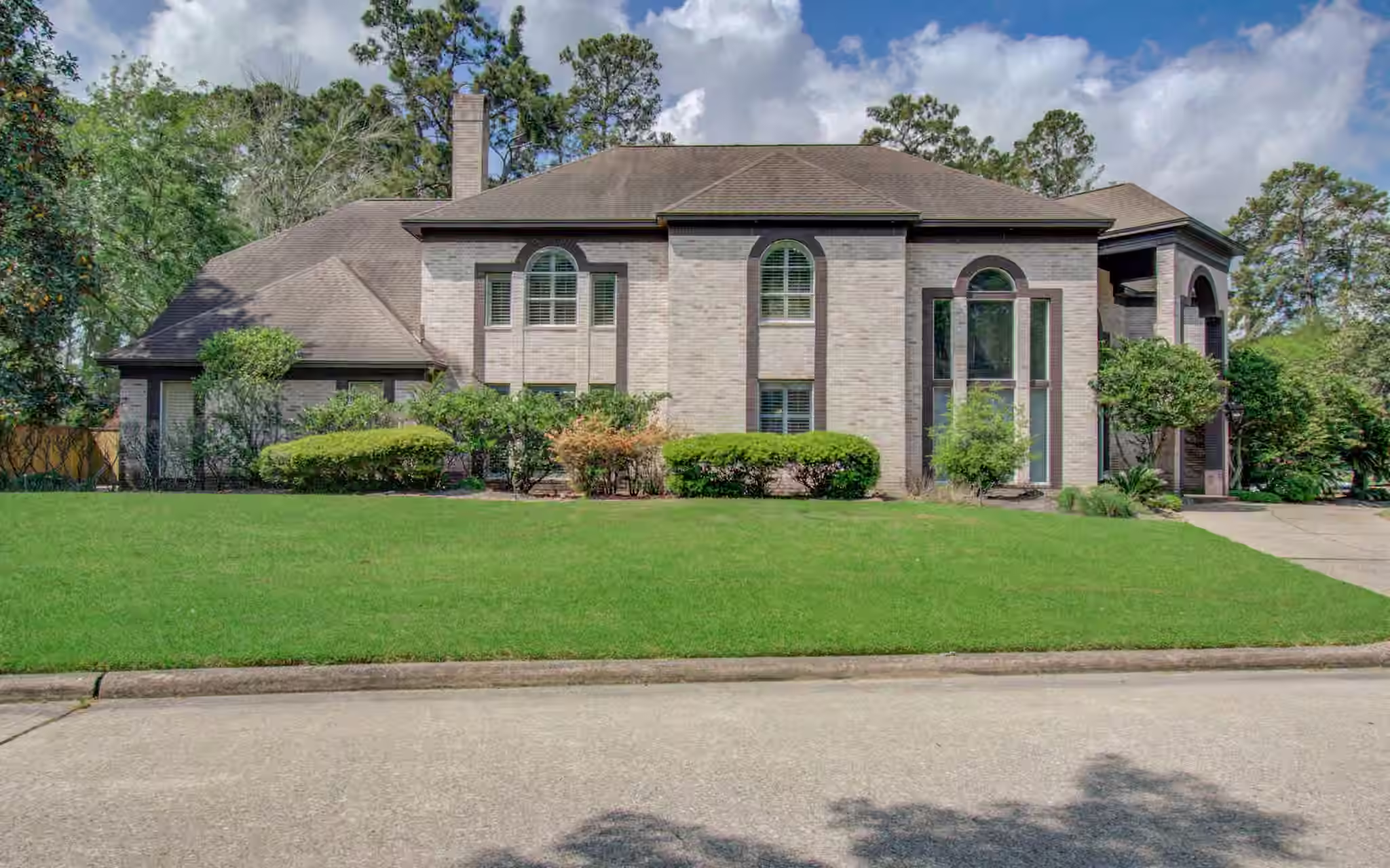 Photo 3 of 1703 Brookside Pine Lane, Houston, TX