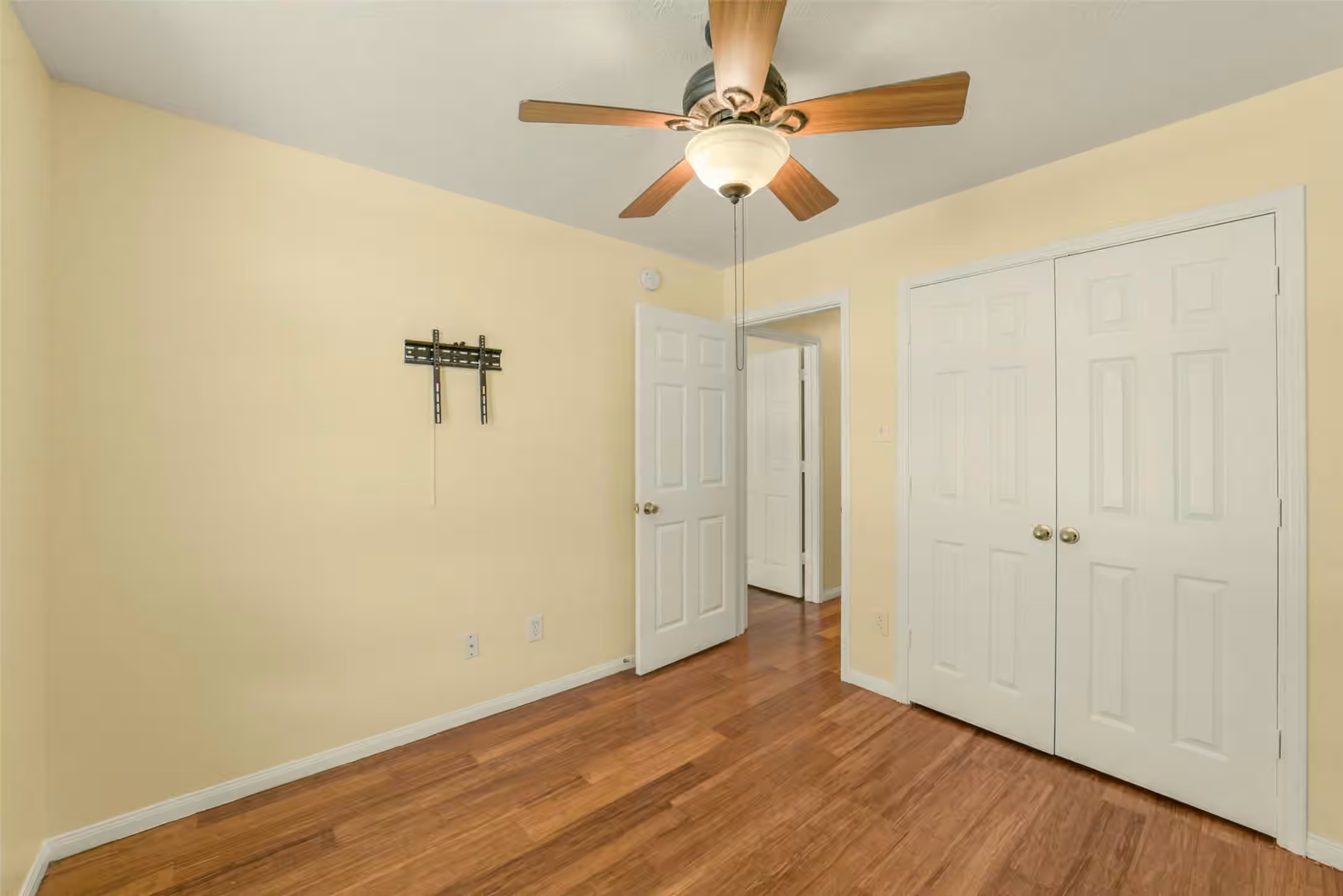 Photo 4 of 19307 Casey Creek Court, Richmond, TX