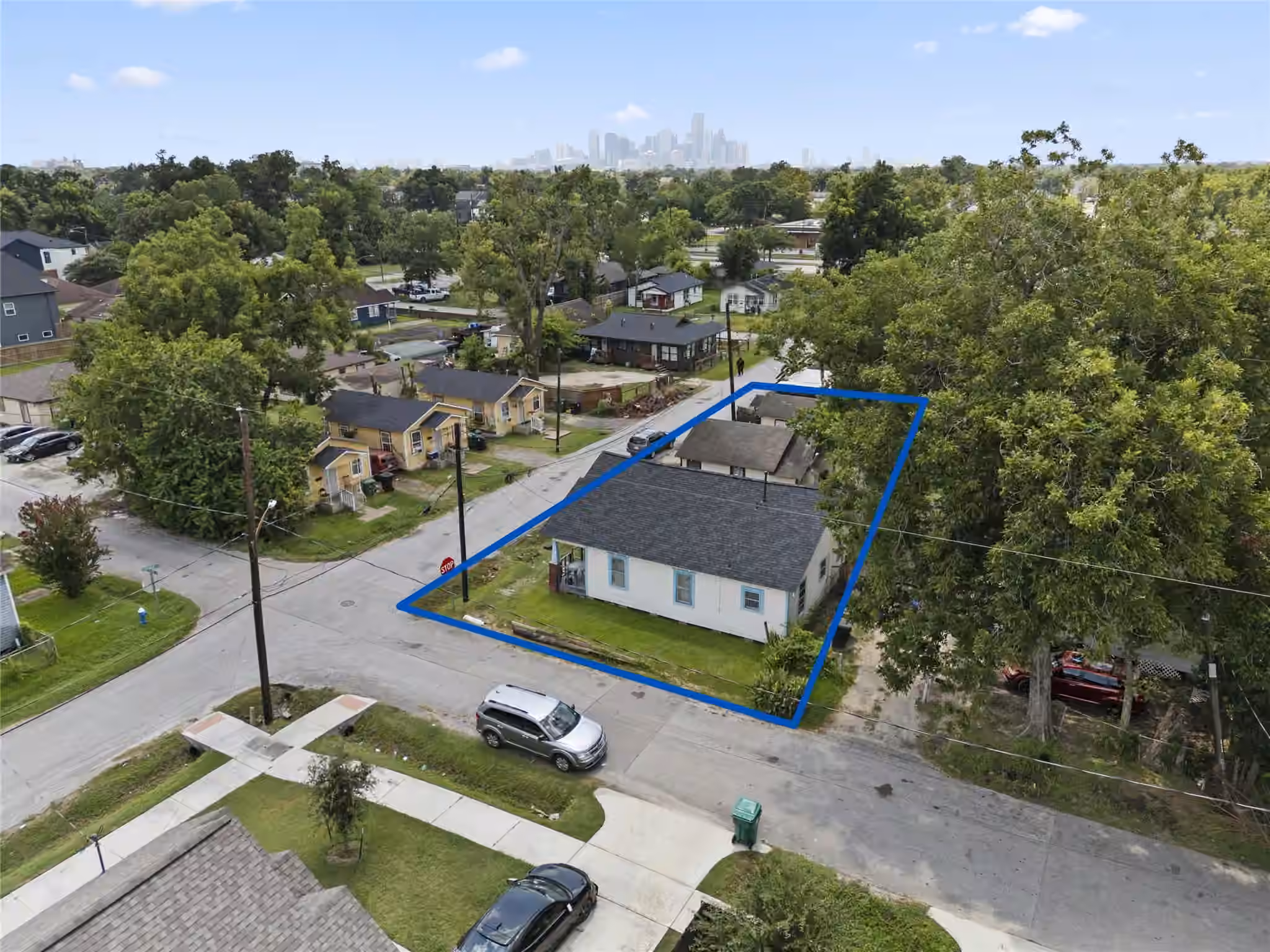 Photo 4 of 5611 Nichols Street, Houston, TX