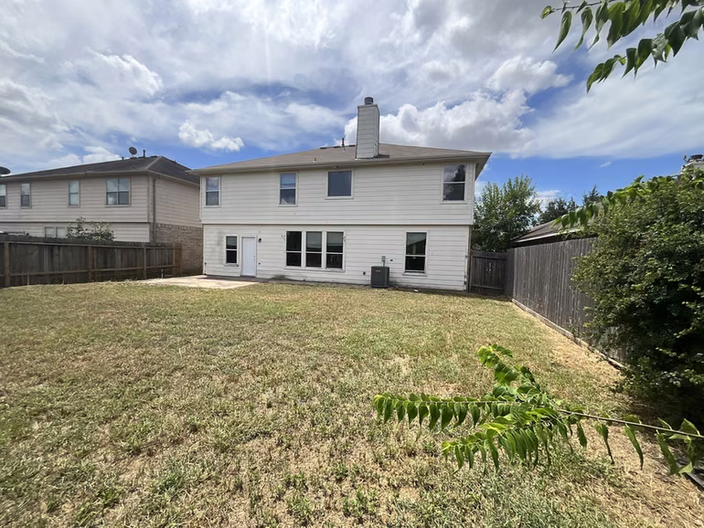 Photo 4 of 3026 Crestbrook Bend Lane, Katy, TX