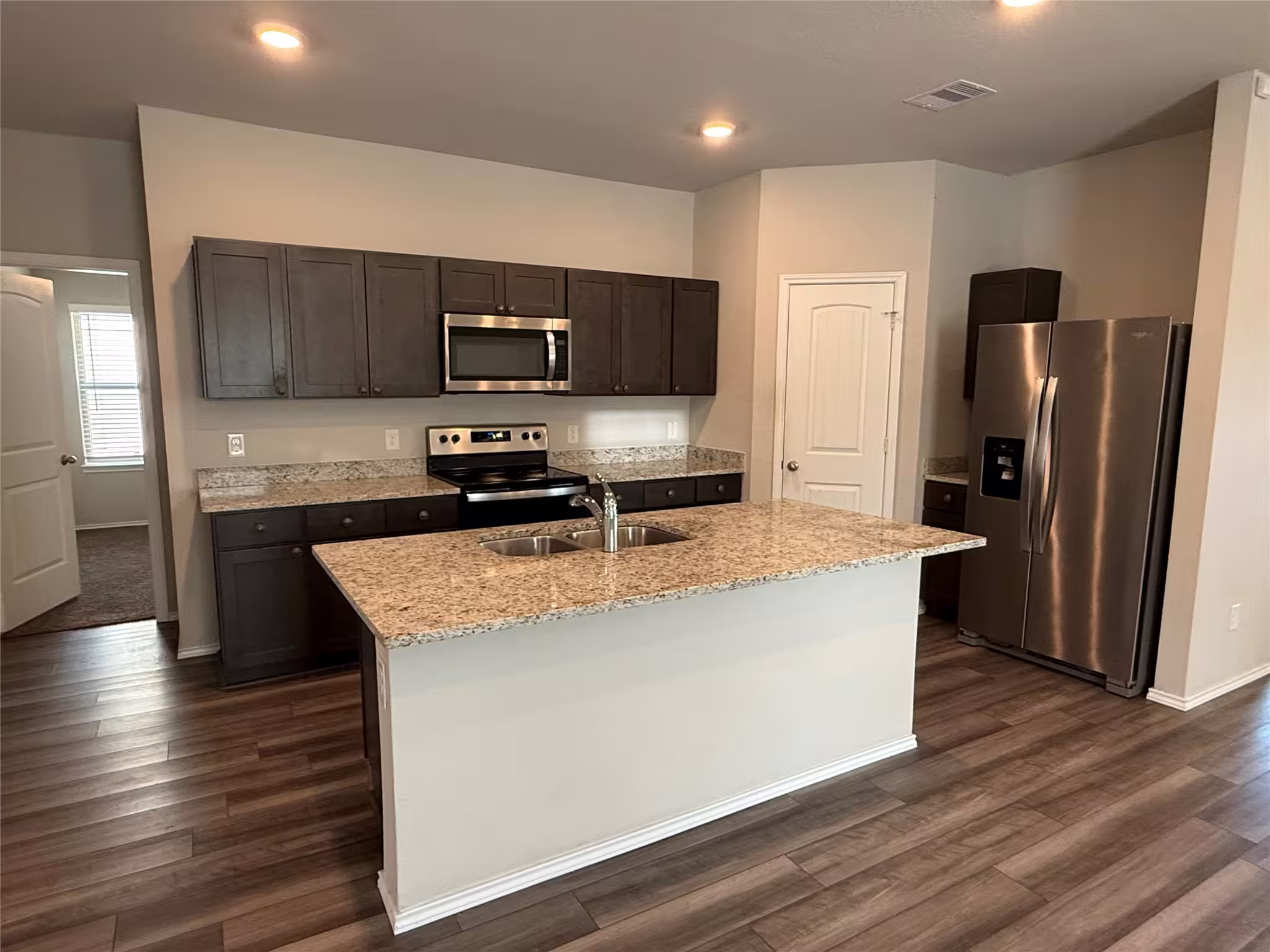 Photo 6 of 229 Pecos Drive, Huntsville, TX