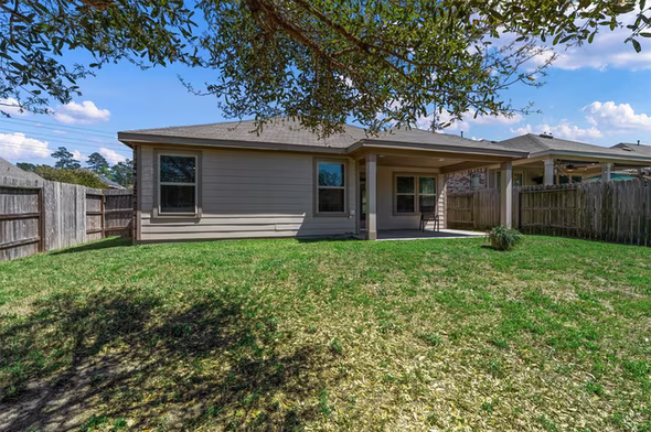 Photo 3 of 1968 Harmon Drive, Conroe, TX