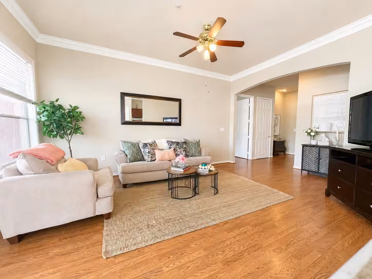 Photo 3 of 2400 Mccue Road 240, Houston, TX