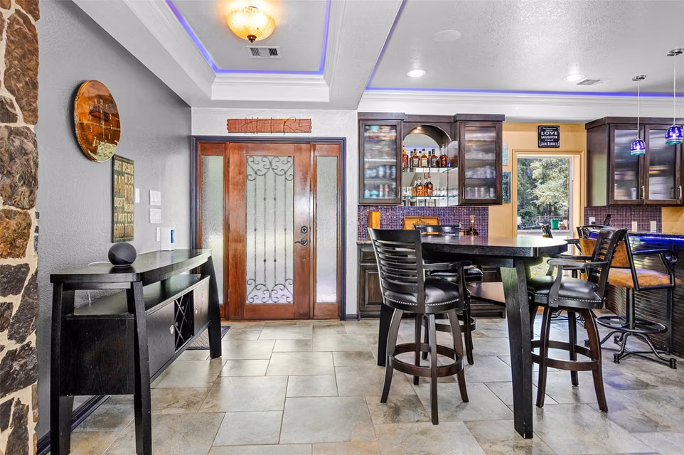 Photo 5 of 24111 Glen Loch Drive, The Woodlands, TX