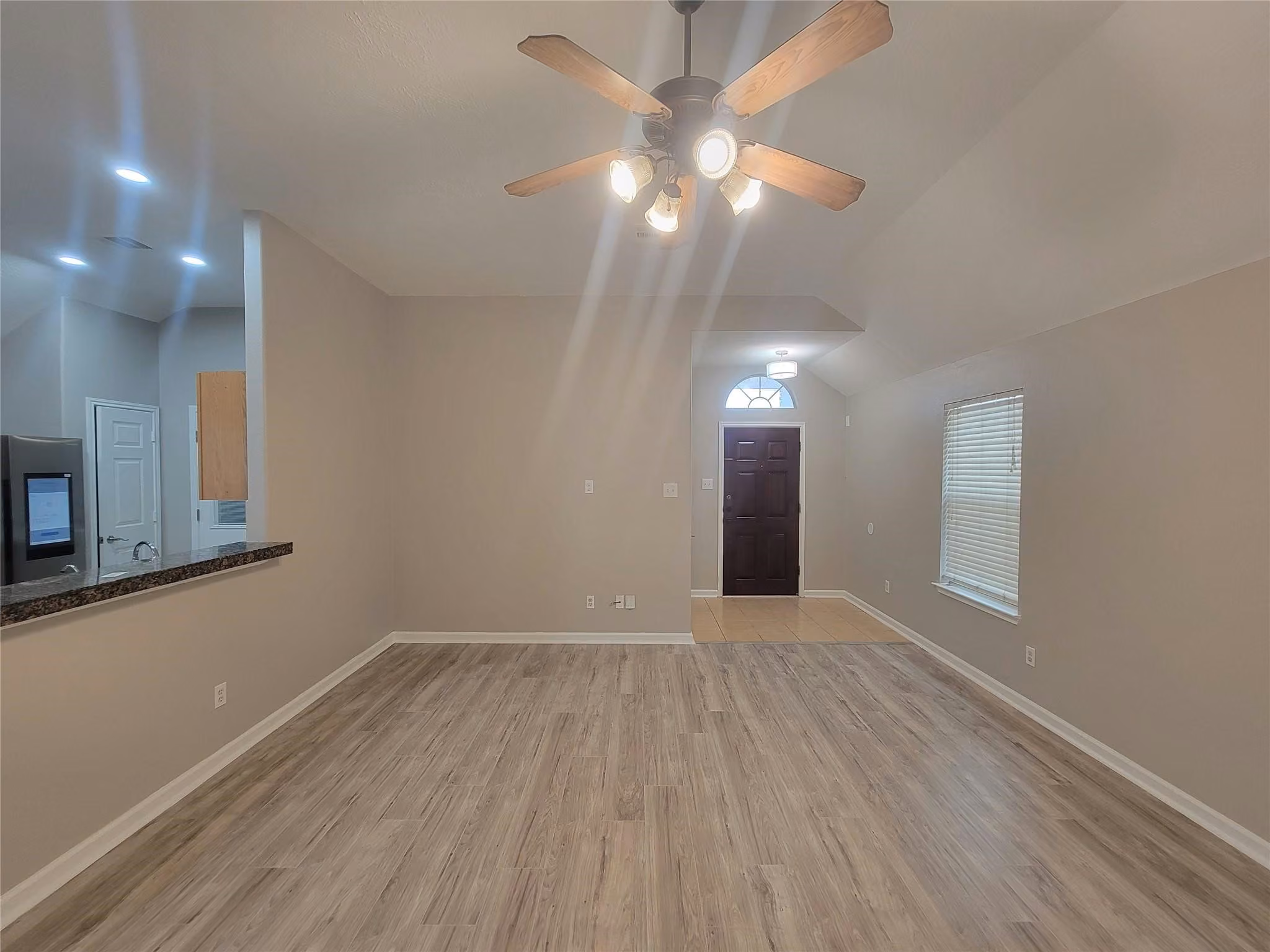 Photo 6 of 8935 Windfern Trace Drive, Houston, TX